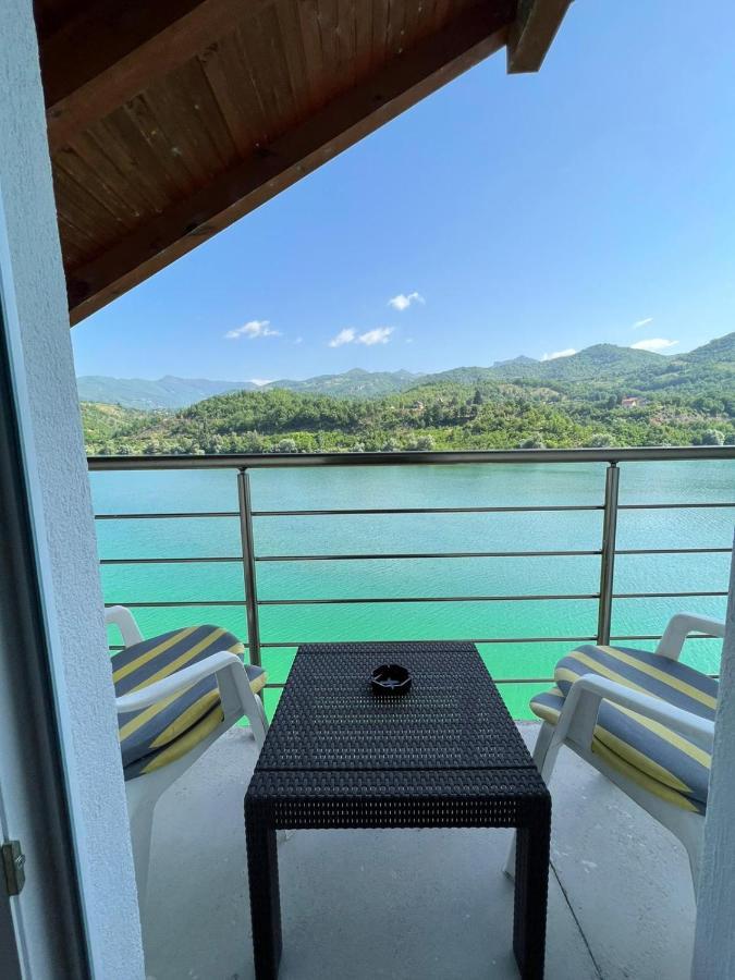 S&R Lake View Hostel Konjic Exteriör bild