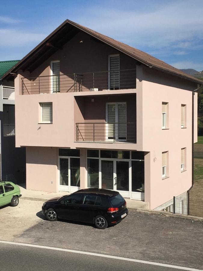 S&R Lake View Hostel Konjic Exteriör bild